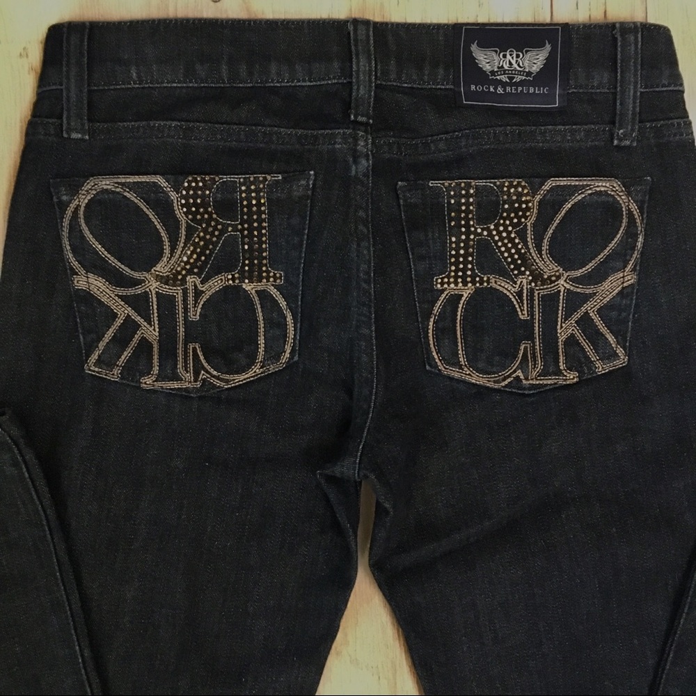 SALE‼️- ROCK & REPUBLIC Drk Blue Jean